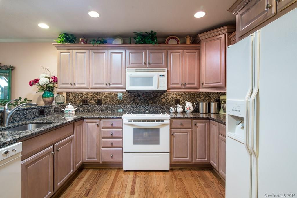10 Tall Pines Road #34 - Photo 11