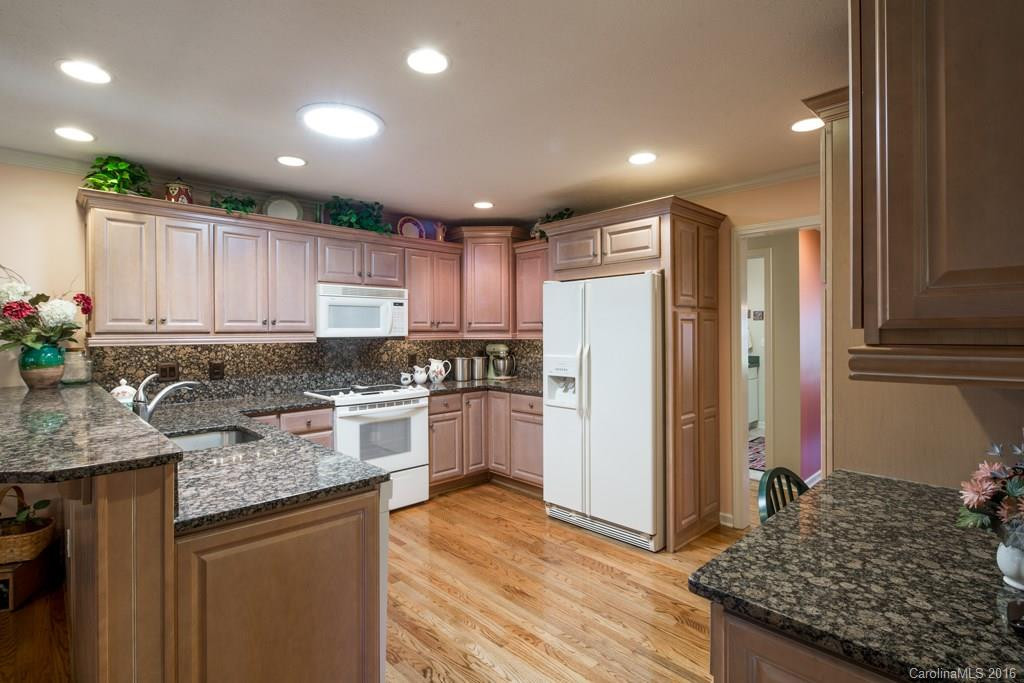 10 Tall Pines Road #34 - Photo 10