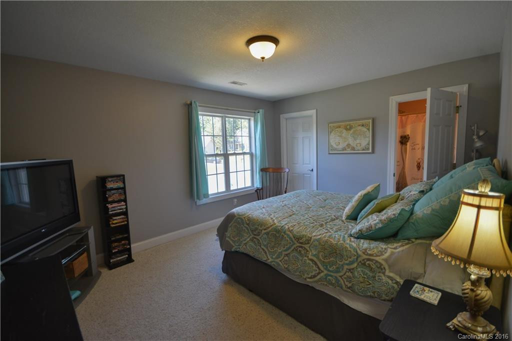 54 Helen Holcombe Way - Photo 18