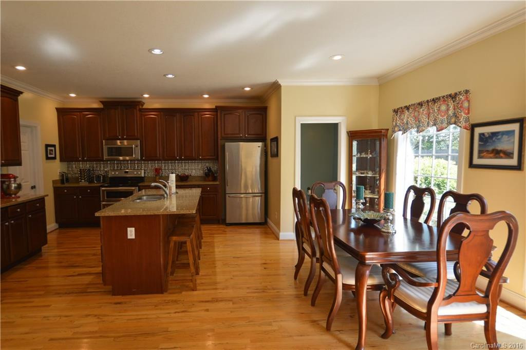 54 Helen Holcombe Way - Photo 6