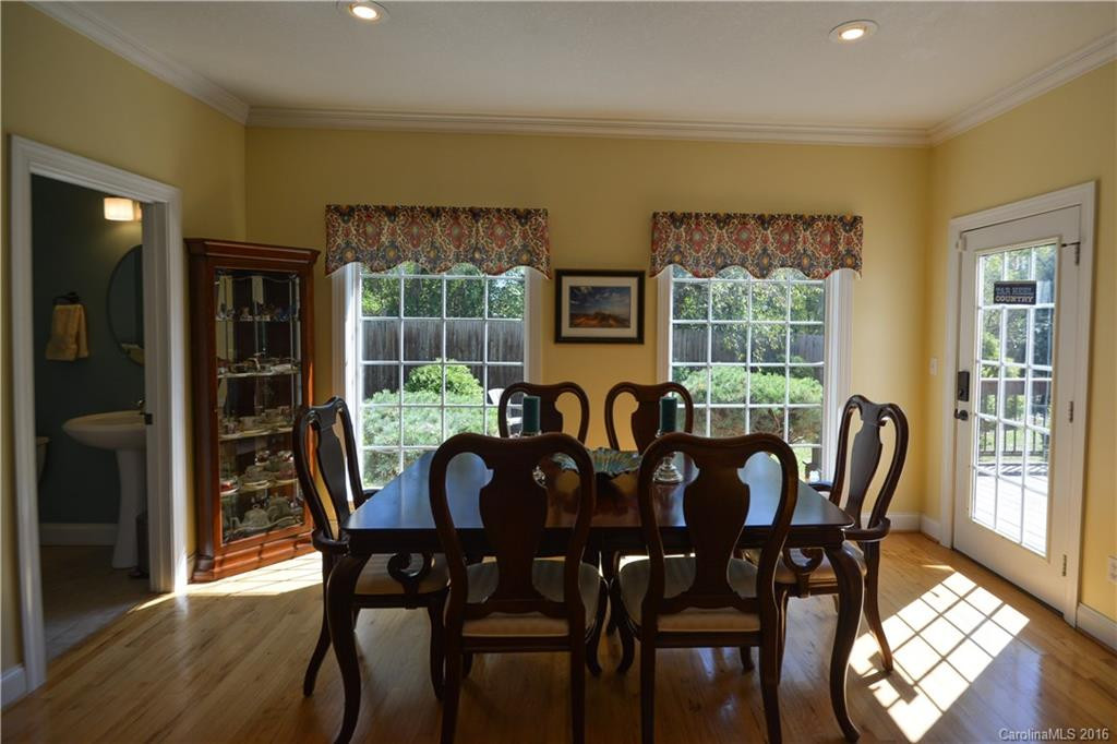 54 Helen Holcombe Way - Photo 10