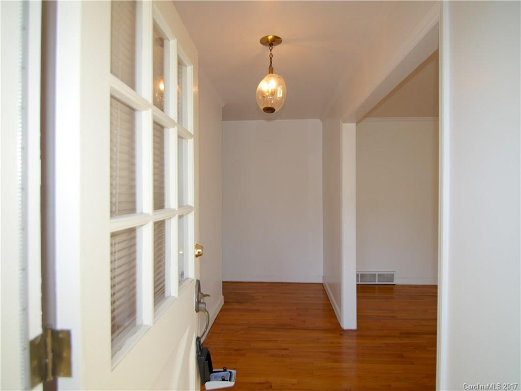 906 Sylvan Boulevard #22 - Photo 2
