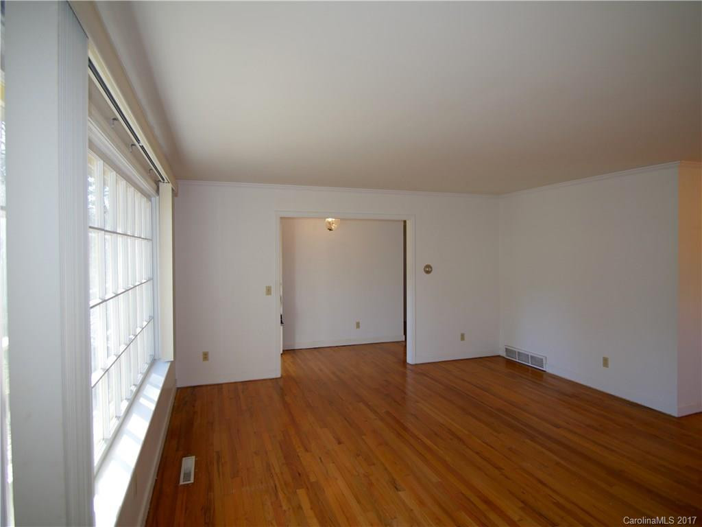 906 Sylvan Boulevard #22 - Photo 4