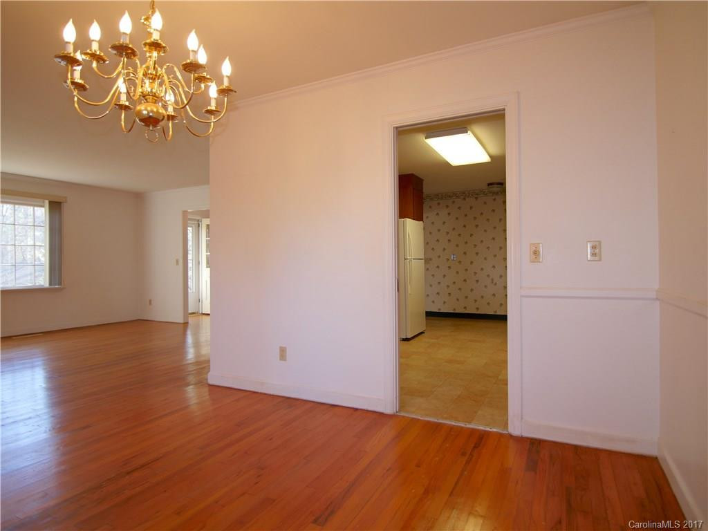 906 Sylvan Boulevard #22 - Photo 5