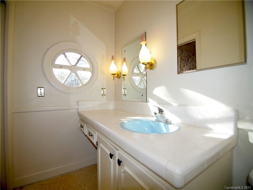 906 Sylvan Boulevard #22 - Photo 10