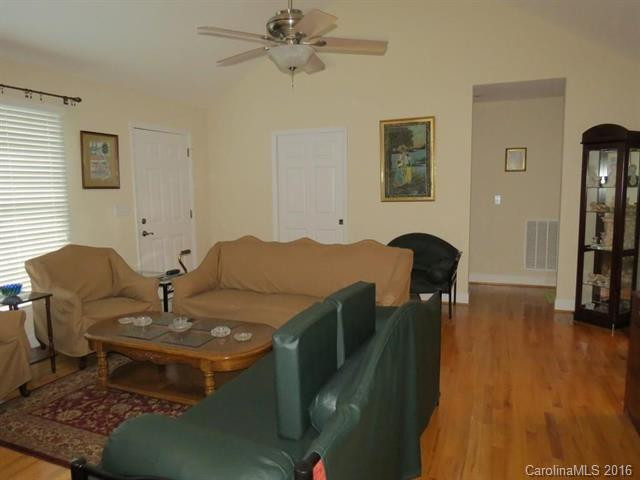 106 Memphis Way None - Photo 9