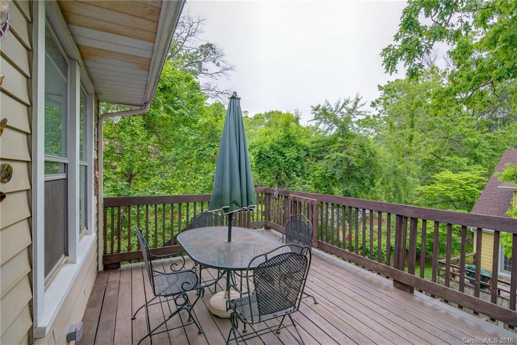 25 Buckingham Court - Photo 15