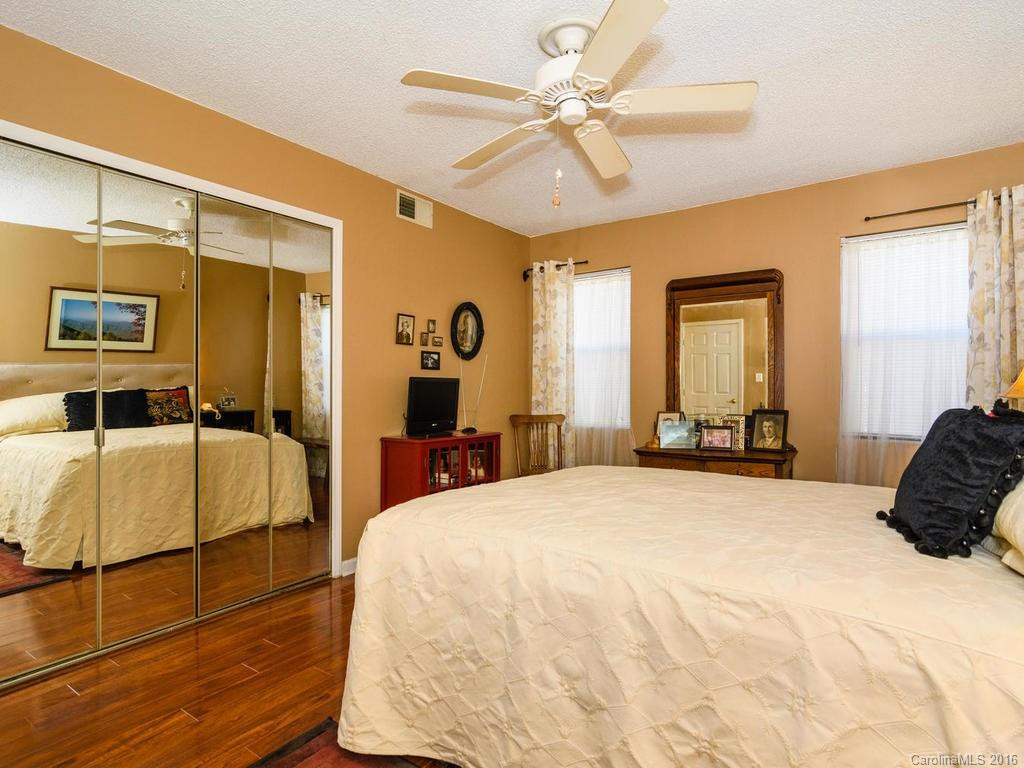 2105 Abbey Circle #2105 - Photo 18