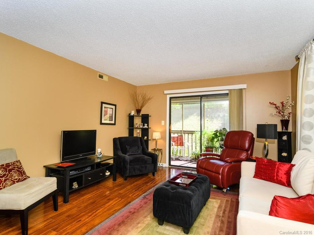 2105 Abbey Circle #2105 - Photo 3