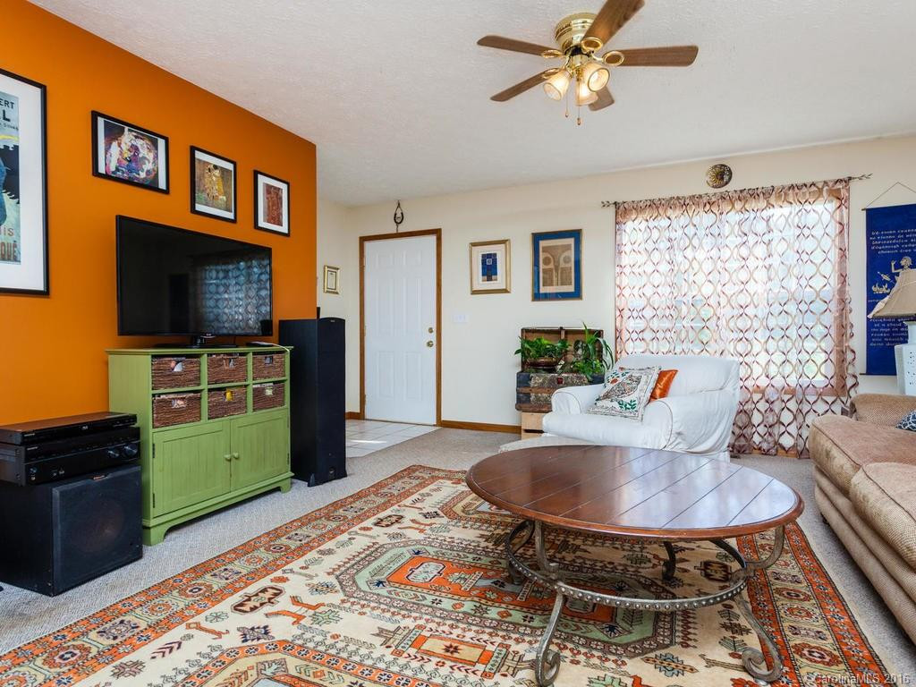 4 High Mountain Lane - Photo 5