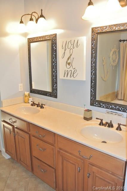 25 Green Valley Road - Photo 11