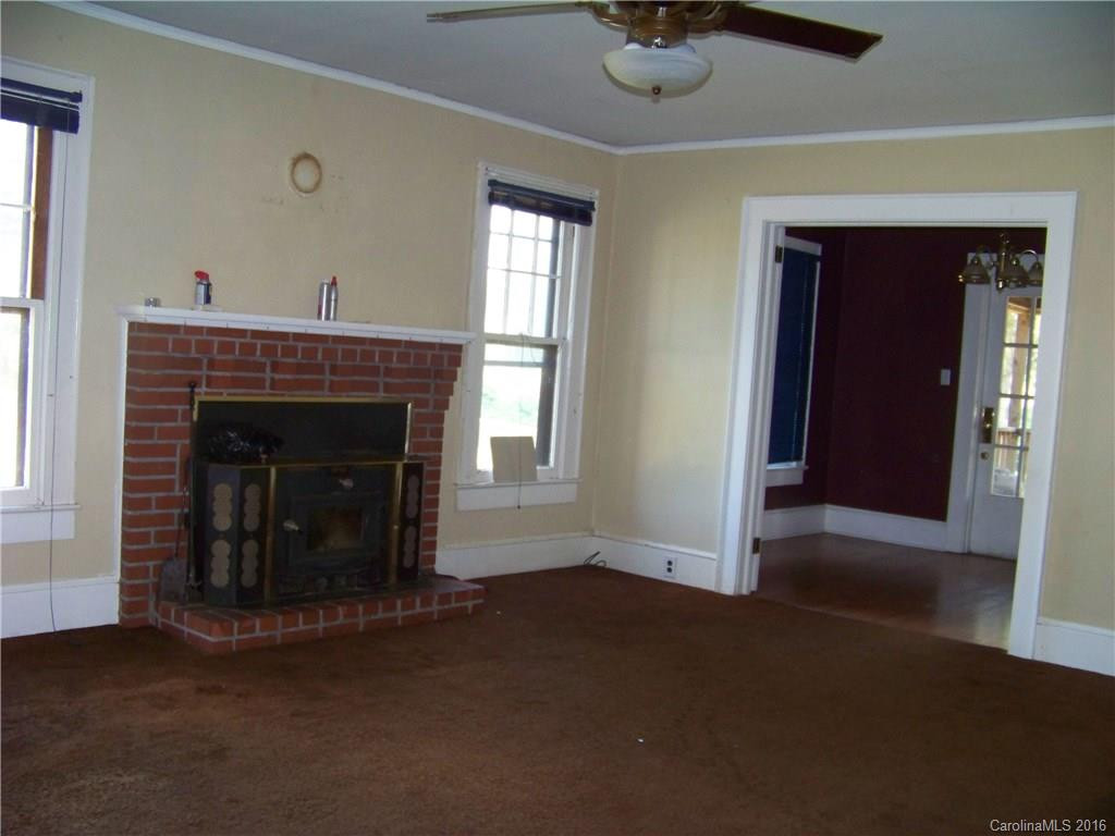 2526 US 221a Highway - Photo 2