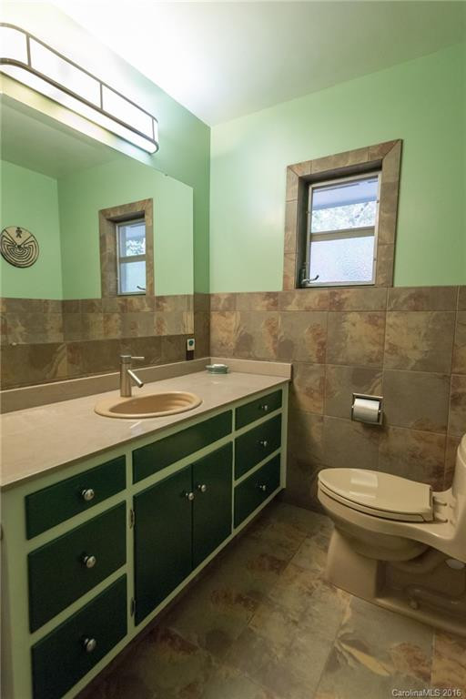 300 Balsam Road - Photo 11