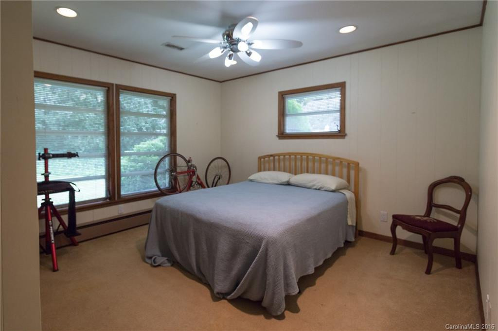 300 Balsam Road - Photo 13