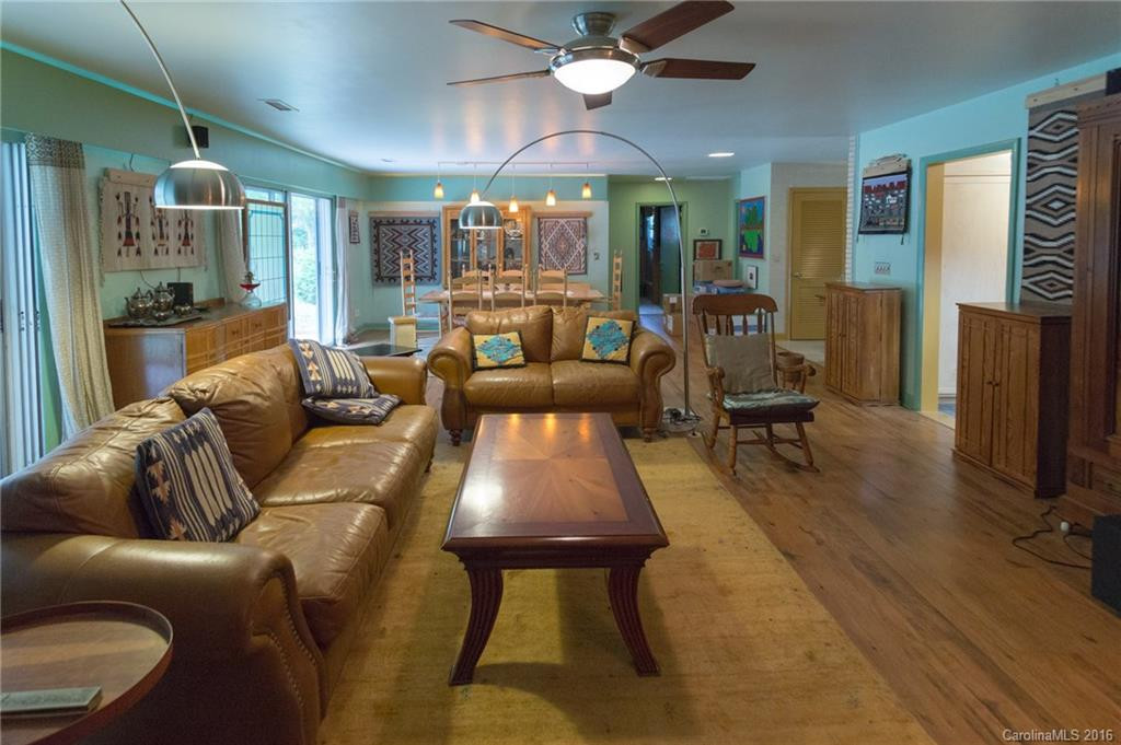 300 Balsam Road - Photo 9