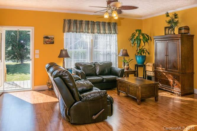 1117 N Ridge Road - Photo 4