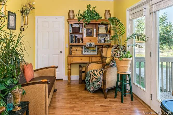1117 N Ridge Road - Photo 10
