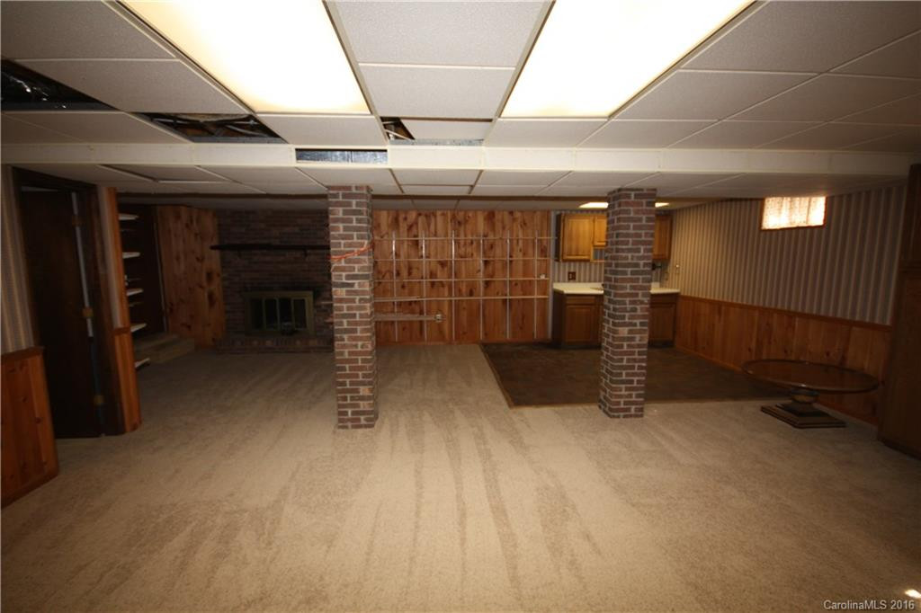 28 Allesarn Road - Photo 18