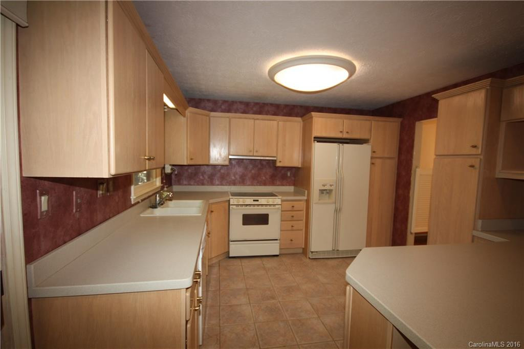 28 Allesarn Road - Photo 7