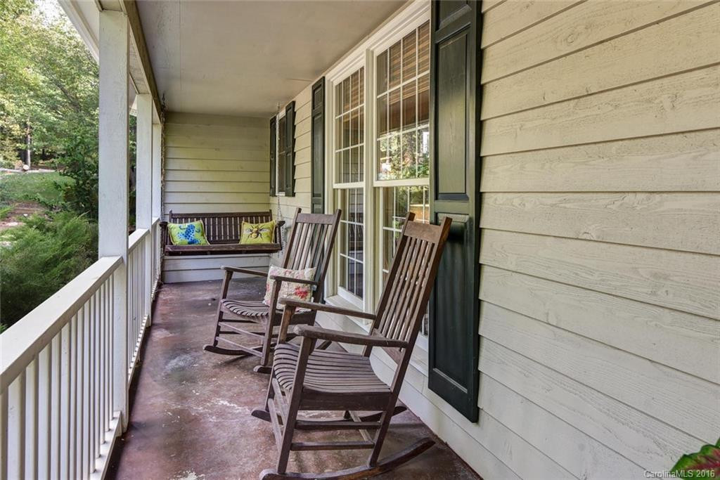 124 Braeside Circle - Photo 2
