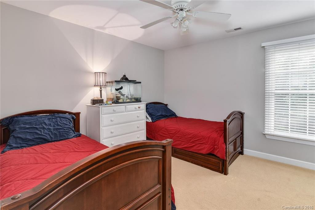 124 Braeside Circle - Photo 16