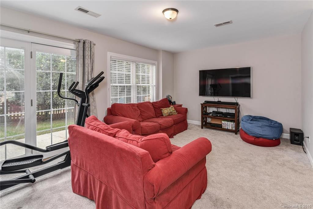 124 Braeside Circle - Photo 18