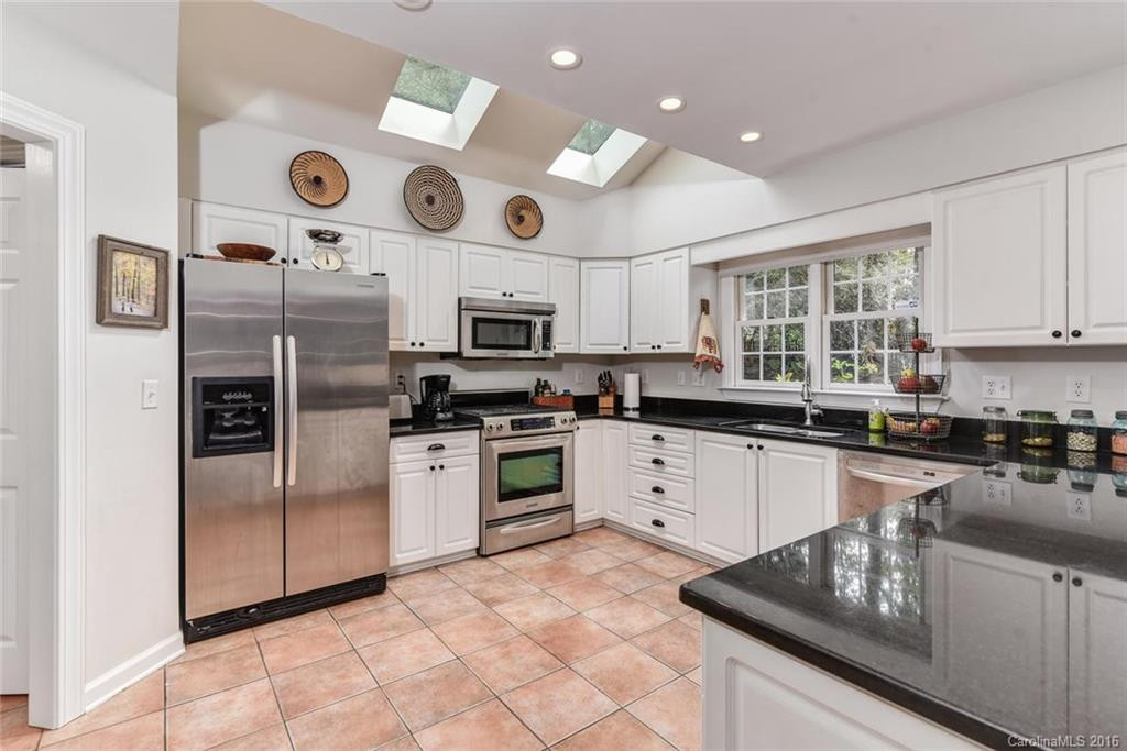 124 Braeside Circle - Photo 9