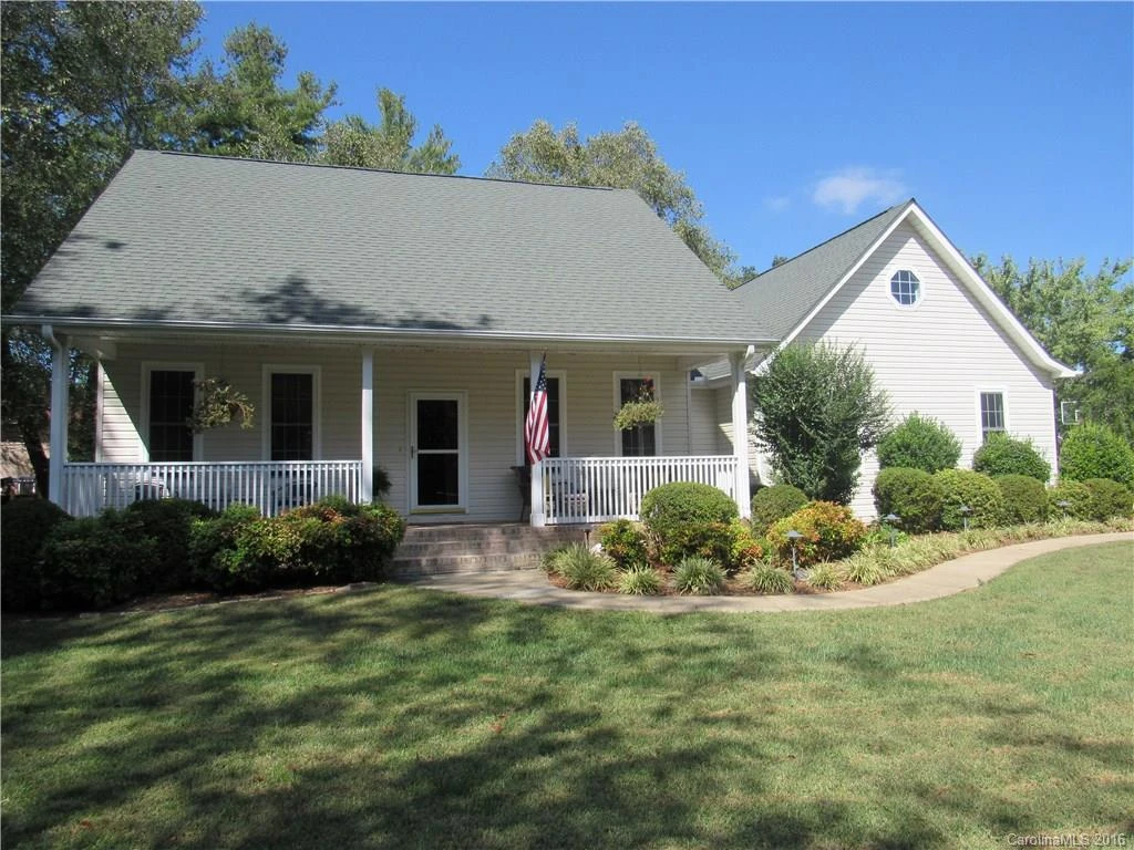 100 Blue Heron Drive