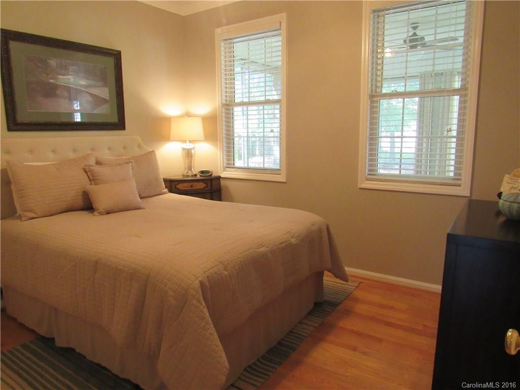 100 Blue Heron Drive - Photo 16