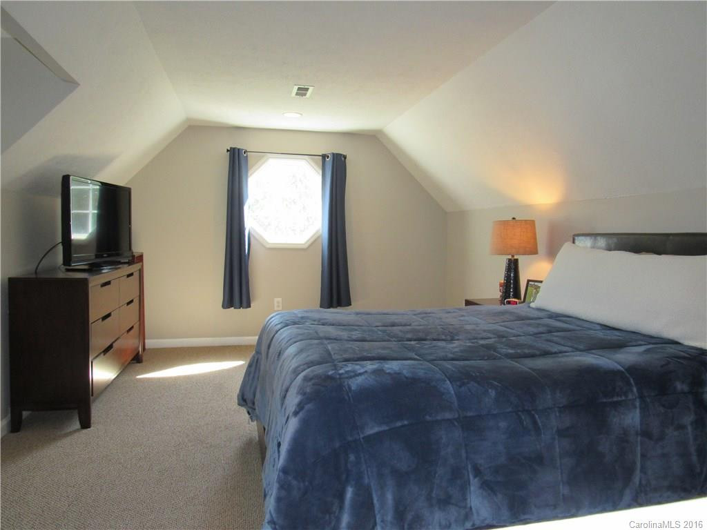 100 Blue Heron Drive - Photo 19