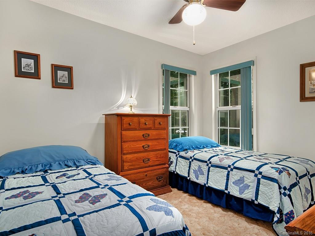 206 Pine Cove Lane - Photo 9