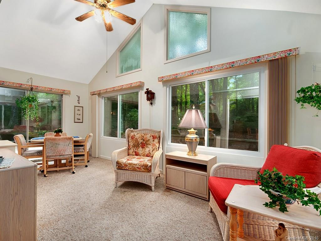 206 Pine Cove Lane - Photo 10