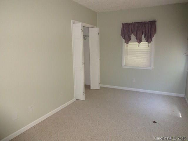 24 Iris Lane - Photo 9
