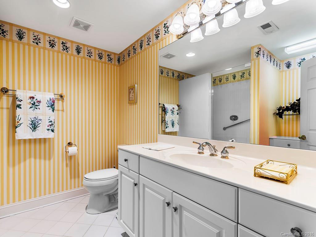 332 Kenmure Drive - Photo 17