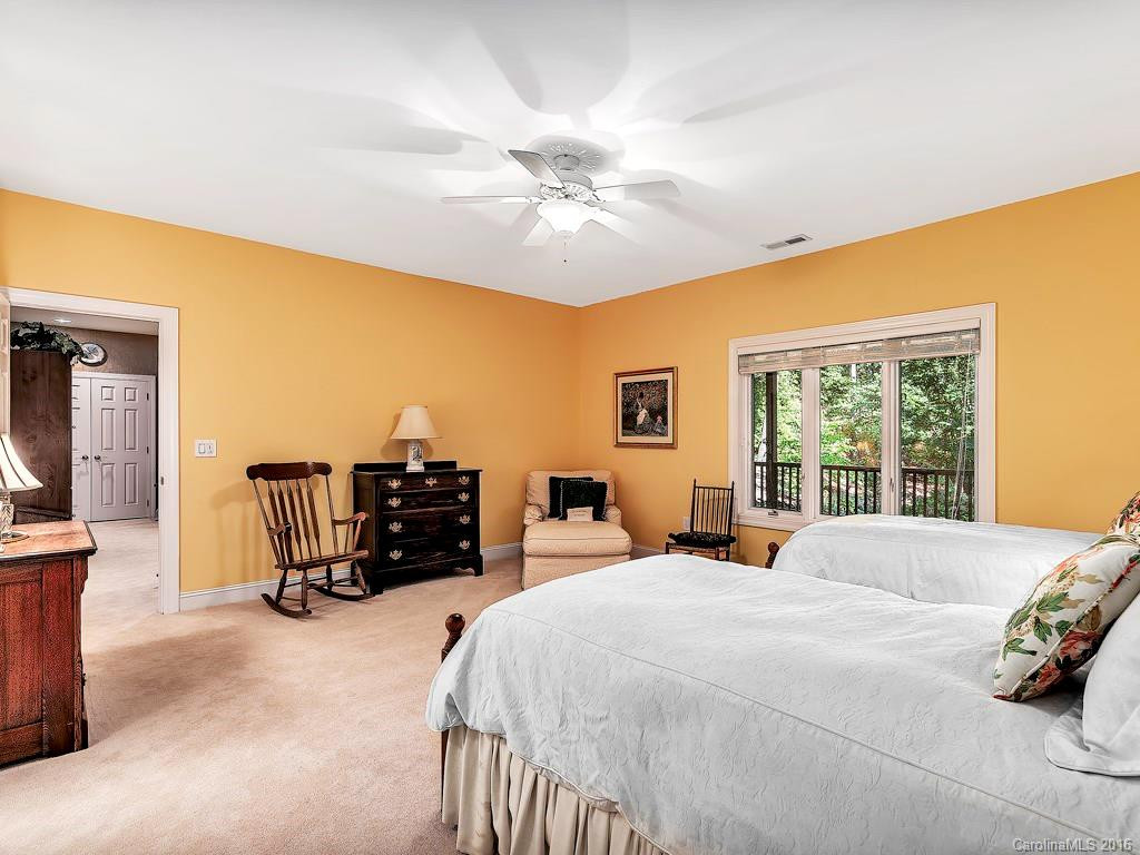 332 Kenmure Drive - Photo 18