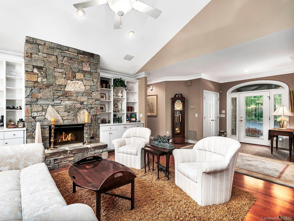 332 Kenmure Drive - Photo 3