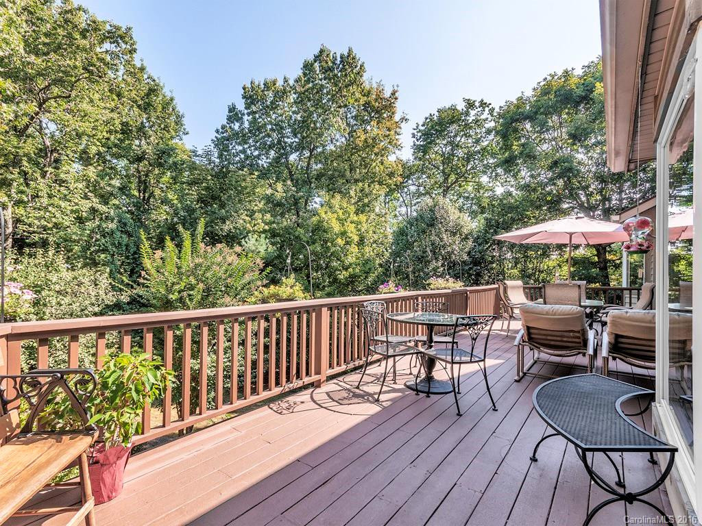 332 Kenmure Drive - Photo 5