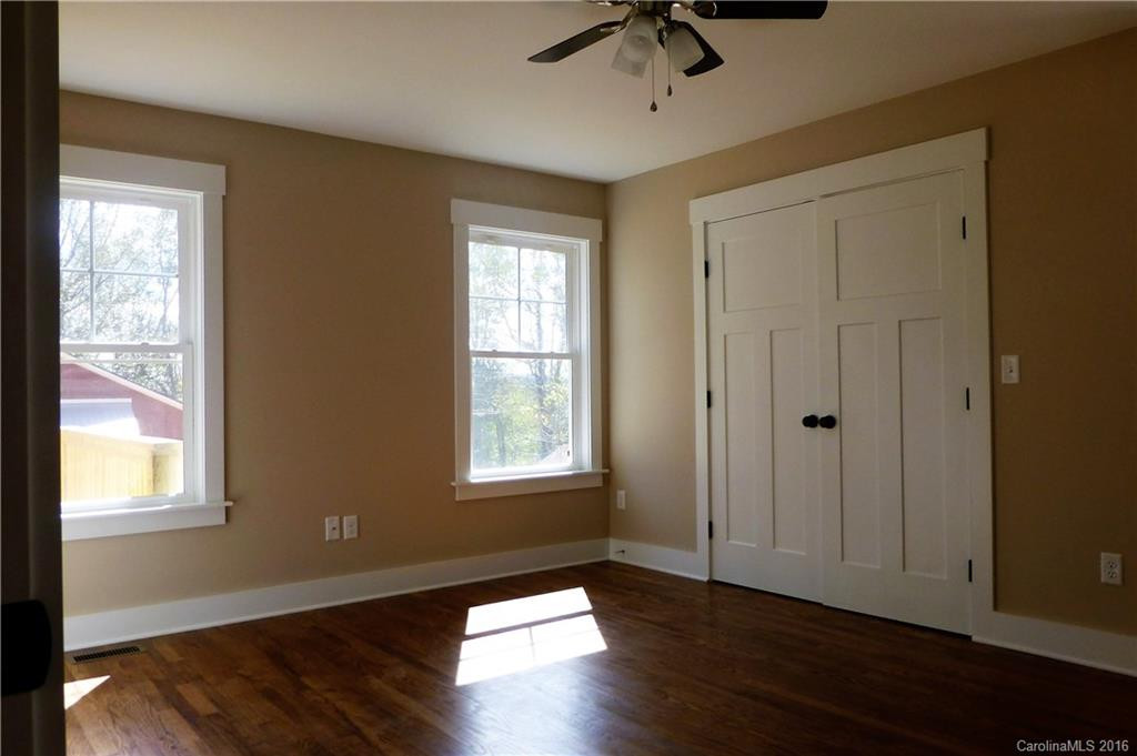 355 Fairview Road - Photo 16