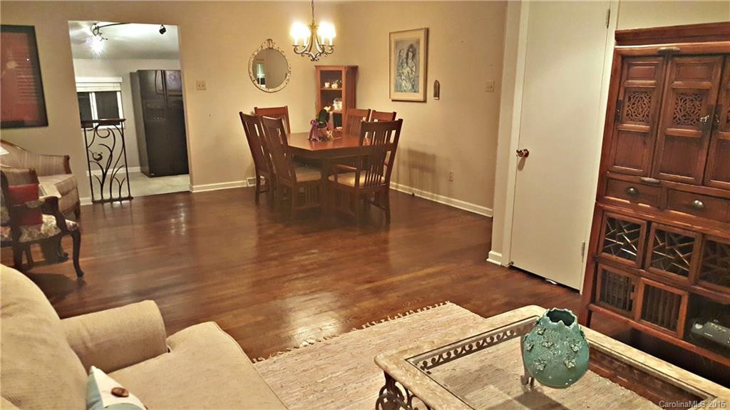 66 Larchmont Road - Photo 4