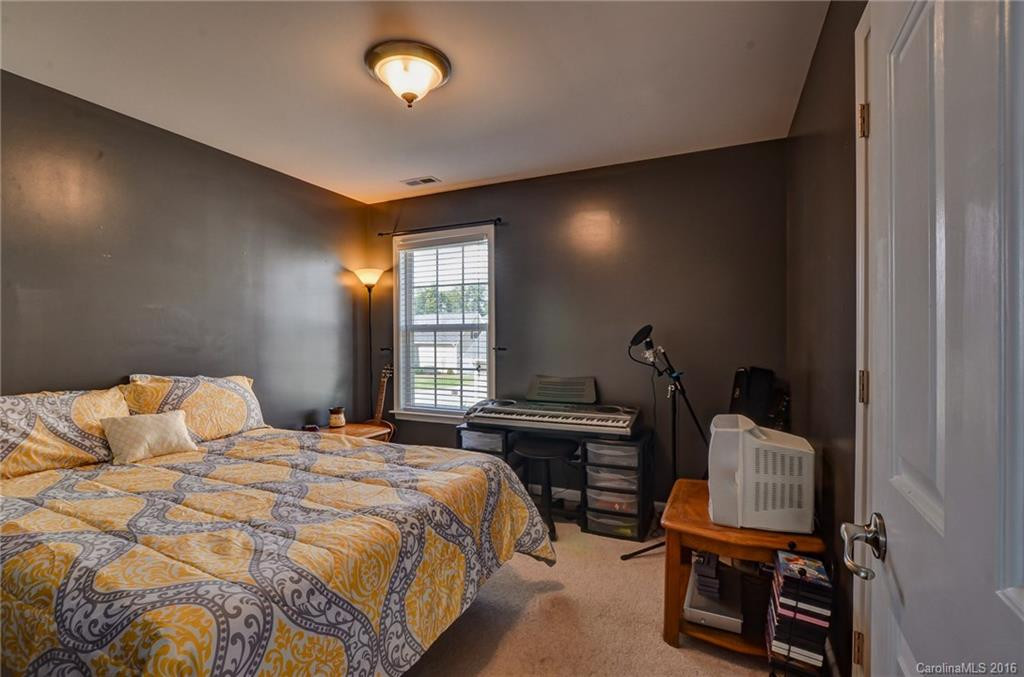 131 Haw River Road - Photo 13