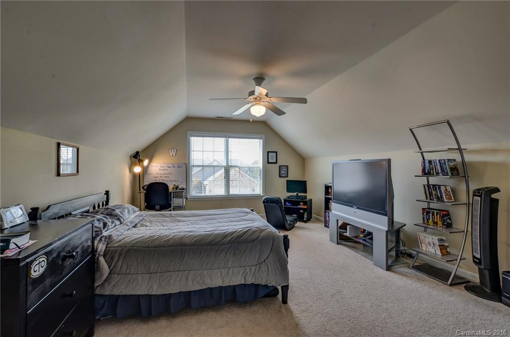 131 Haw River Road - Photo 14