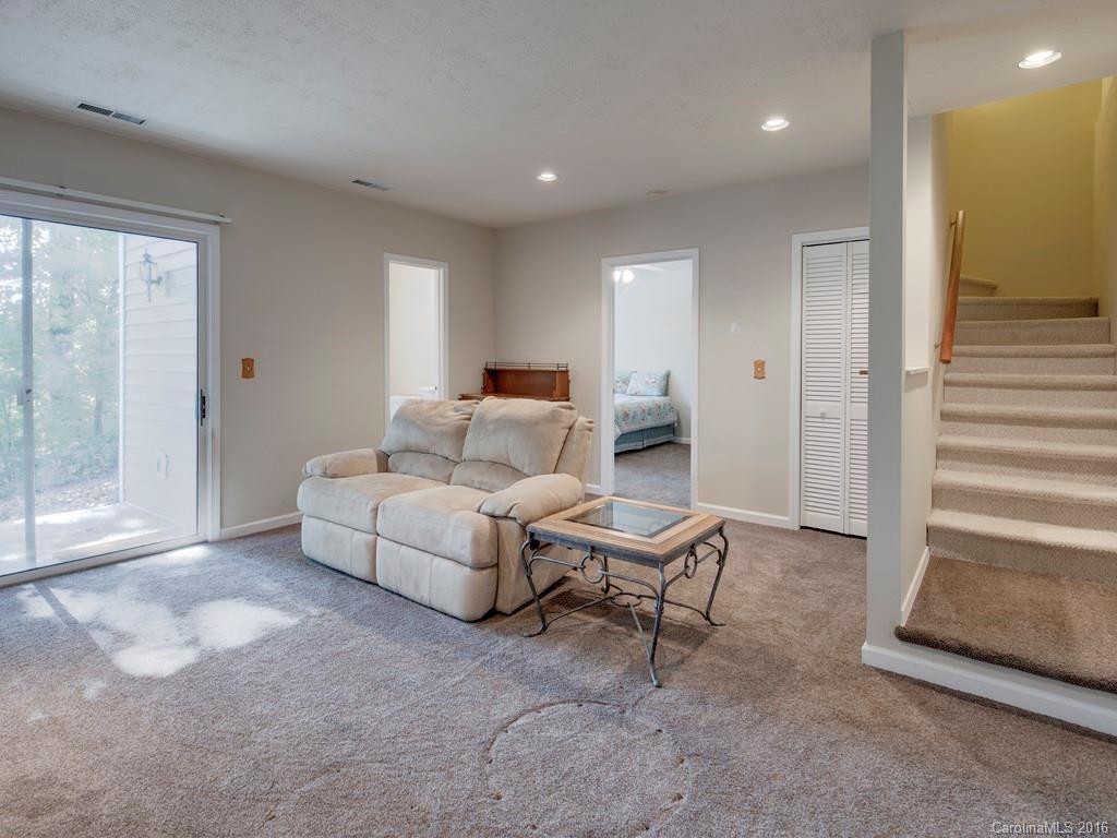 305 Laurel Park Place #18A - Photo 6
