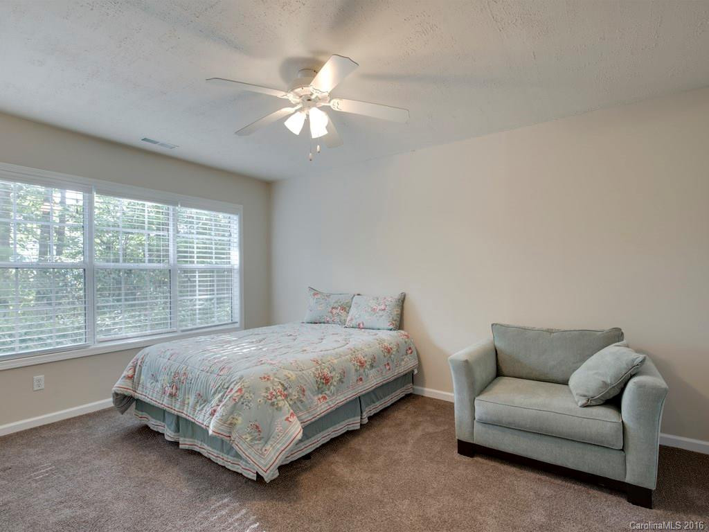 305 Laurel Park Place #18A - Photo 8
