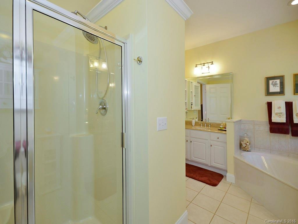 157 Whistlewood Lane - Photo 17