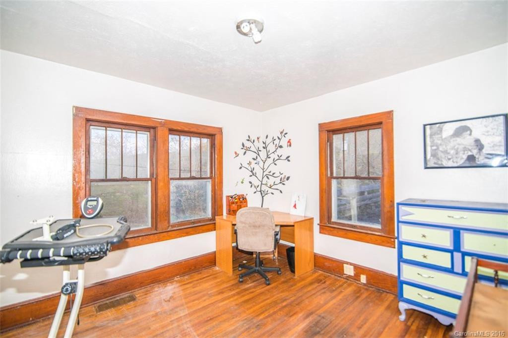 544 Green Valley Road - Photo 14