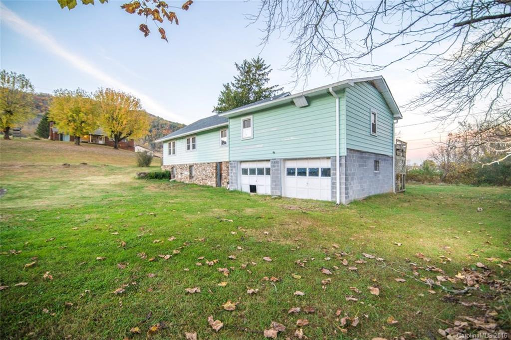 544 Green Valley Road - Photo 5