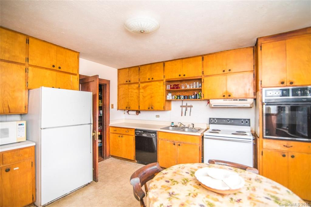 544 Green Valley Road - Photo 10