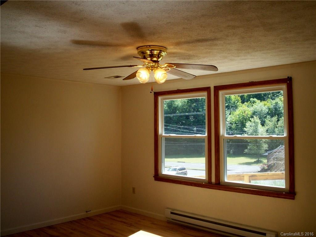 408 Glade Creek Road #n/a - Photo 4