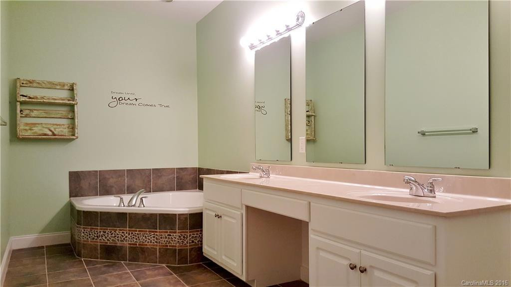 47A Bear Cliff Village Drive #47A - Photo 12