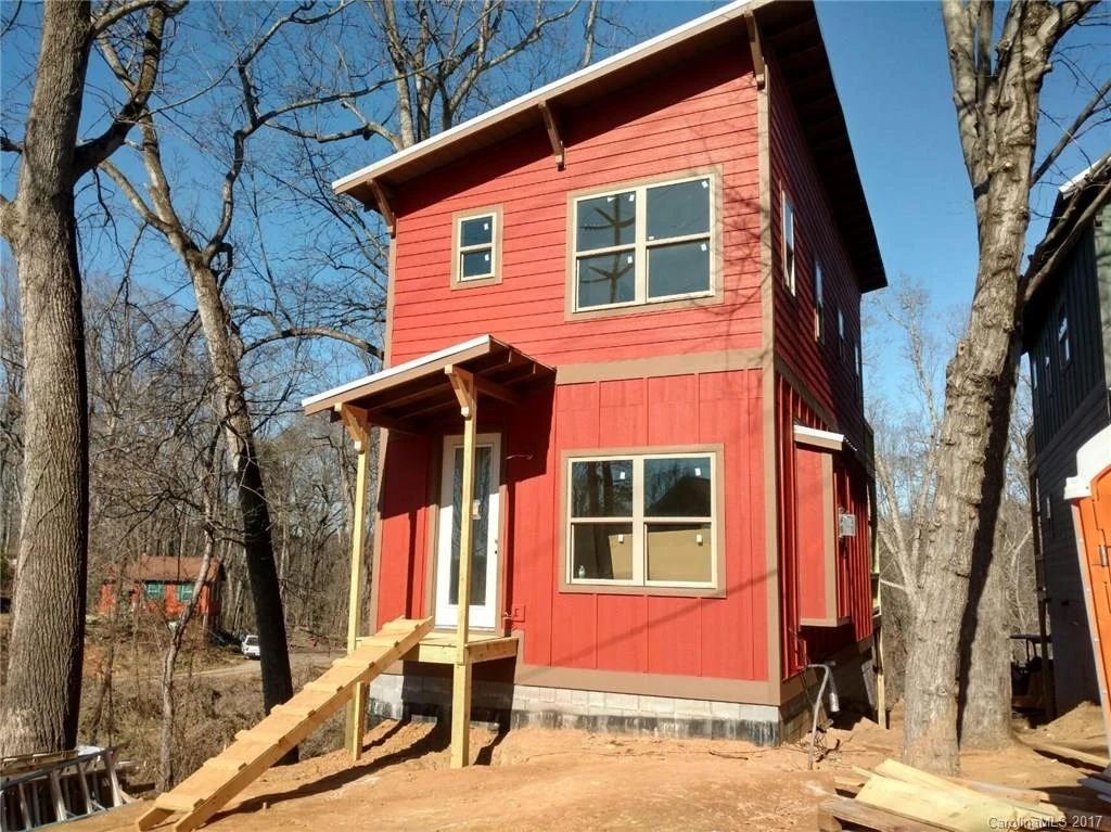 214 Courtland Place